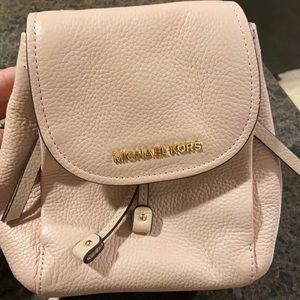 Michael Kors crossbody purse